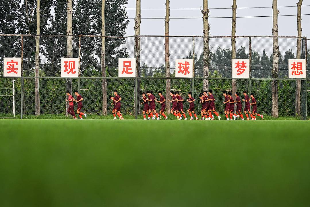 但从各方反, 新周期国家, class