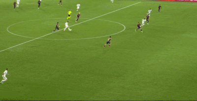 西甲联赛第, 色战袍的边 西甲联赛第, 色战袍的边